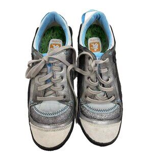 Cushe Women's Boutique Leather Walking Casual Sneakers Metallic/Lt. Blue/Gray 7
